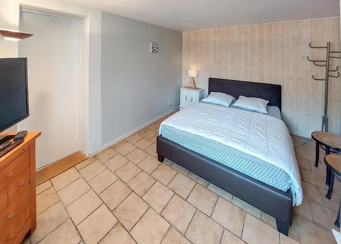 Amazing In בית נופש Talmont-Saint-Hilaire